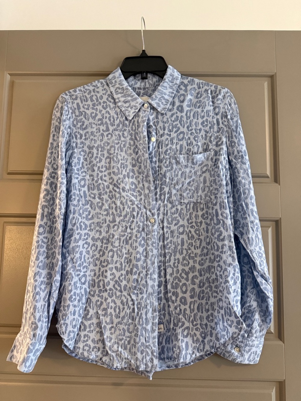 Rails Light Blue & Gray Leopard Print Shirt- size M
